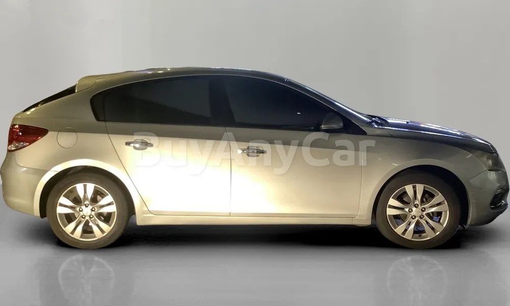 Vehicle photo 3