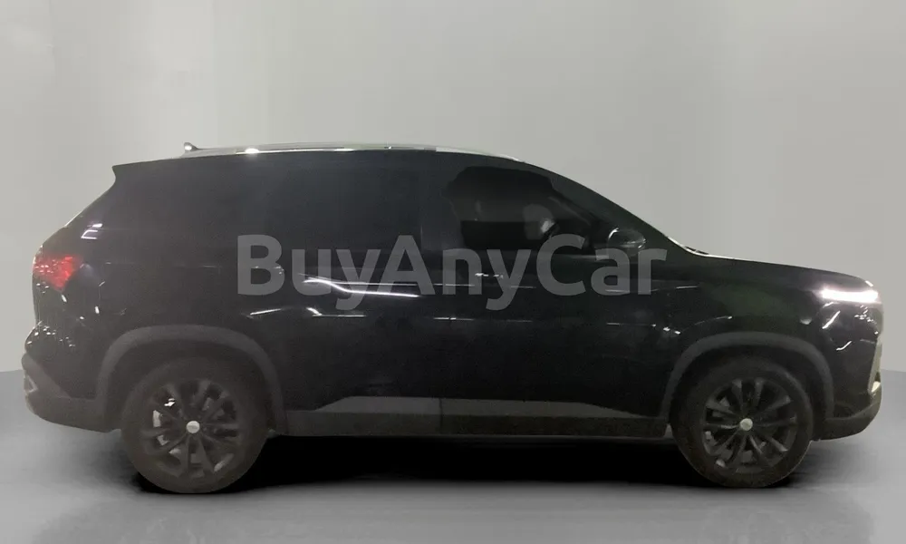 Vehicle photo 3