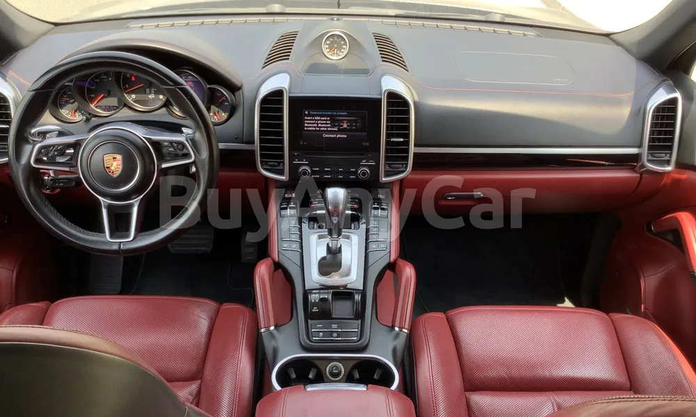 Vehicle photo 7