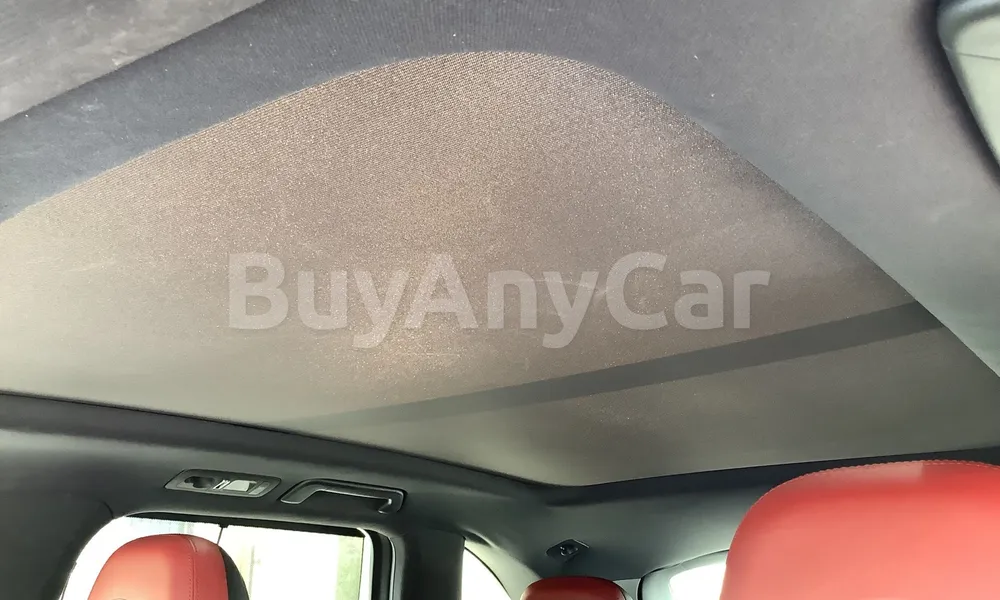 Vehicle photo 9