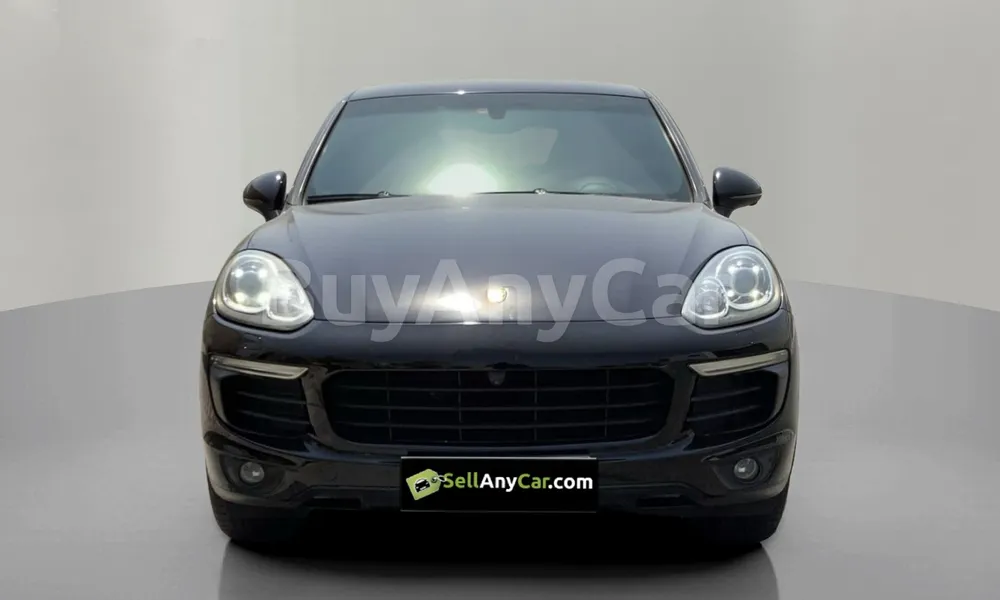 Vehicle photo 1