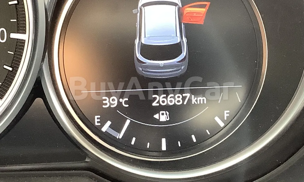 Vehicle photo 7