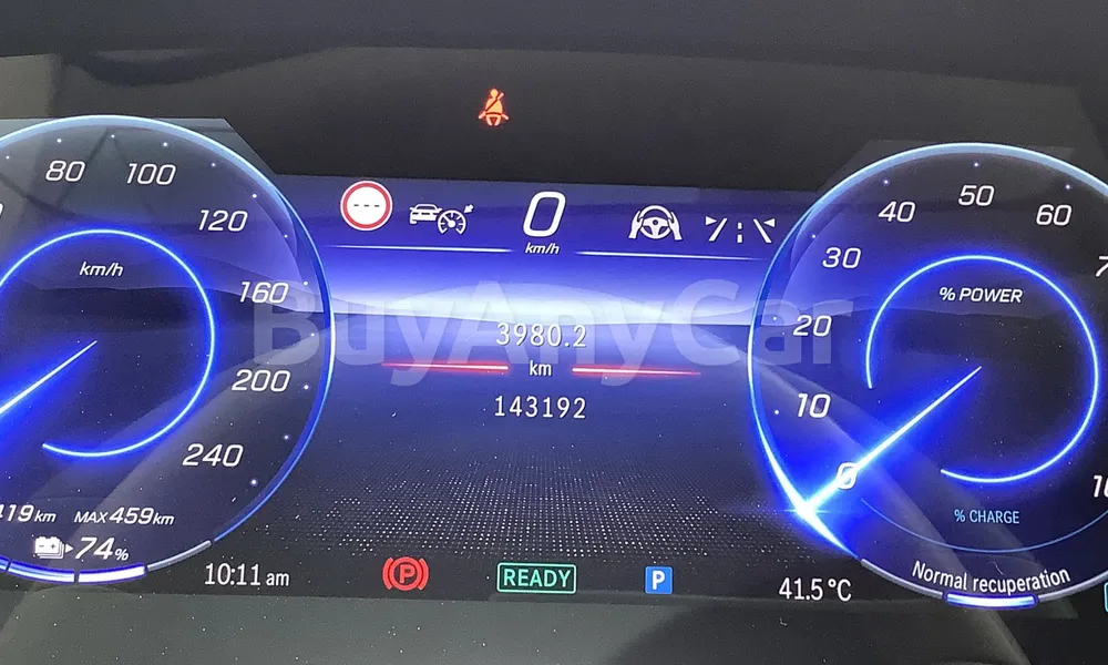 Vehicle photo 7
