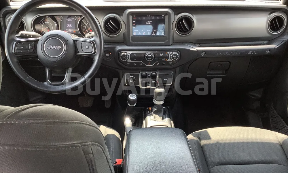 Vehicle photo 8