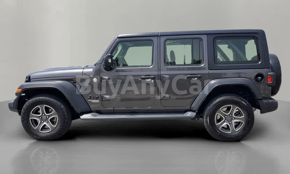 Vehicle photo 4