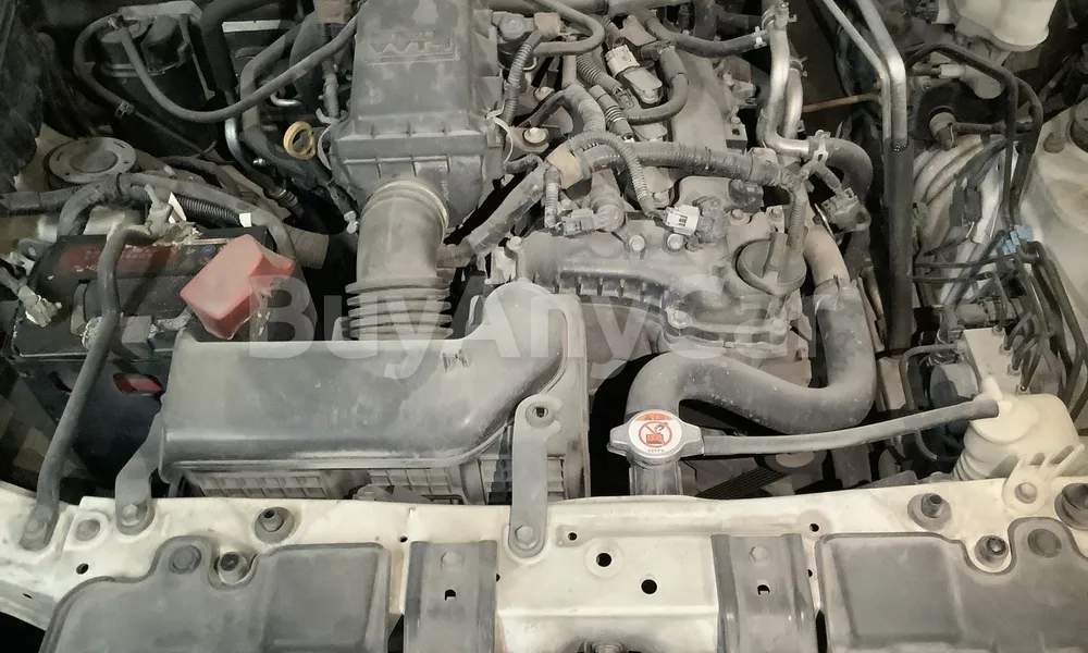 Vehicle photo 6