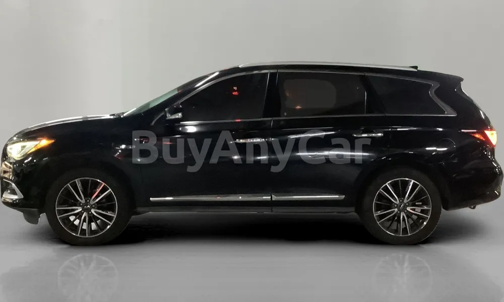 Vehicle photo 4