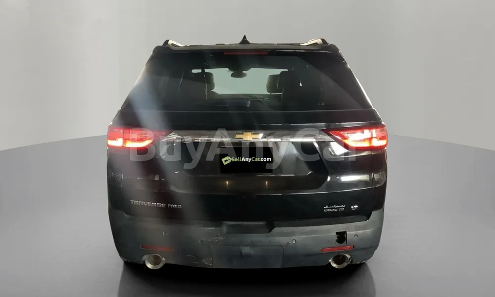 Vehicle photo 2