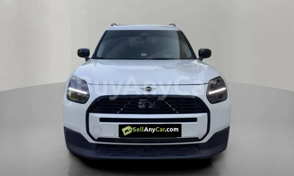 Vehicle photo 1