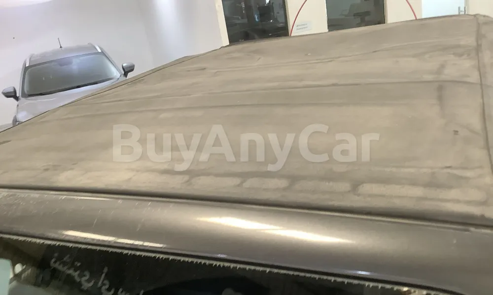Vehicle photo 9