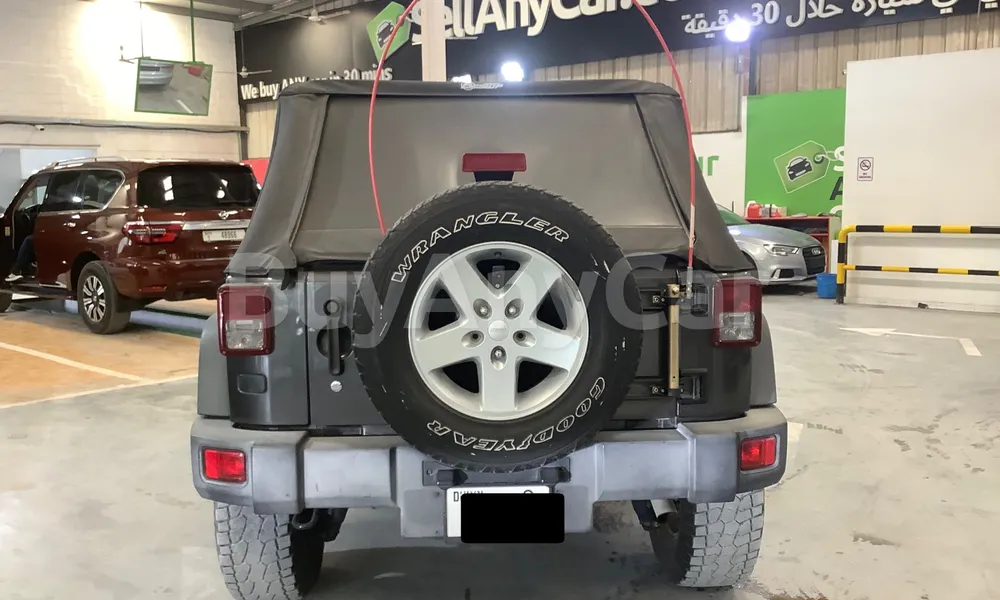 Vehicle photo 4