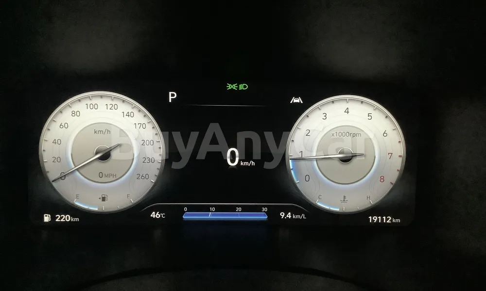 Vehicle photo 7
