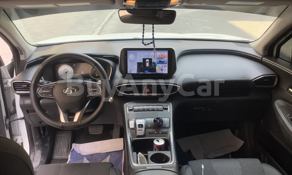 Vehicle photo 8