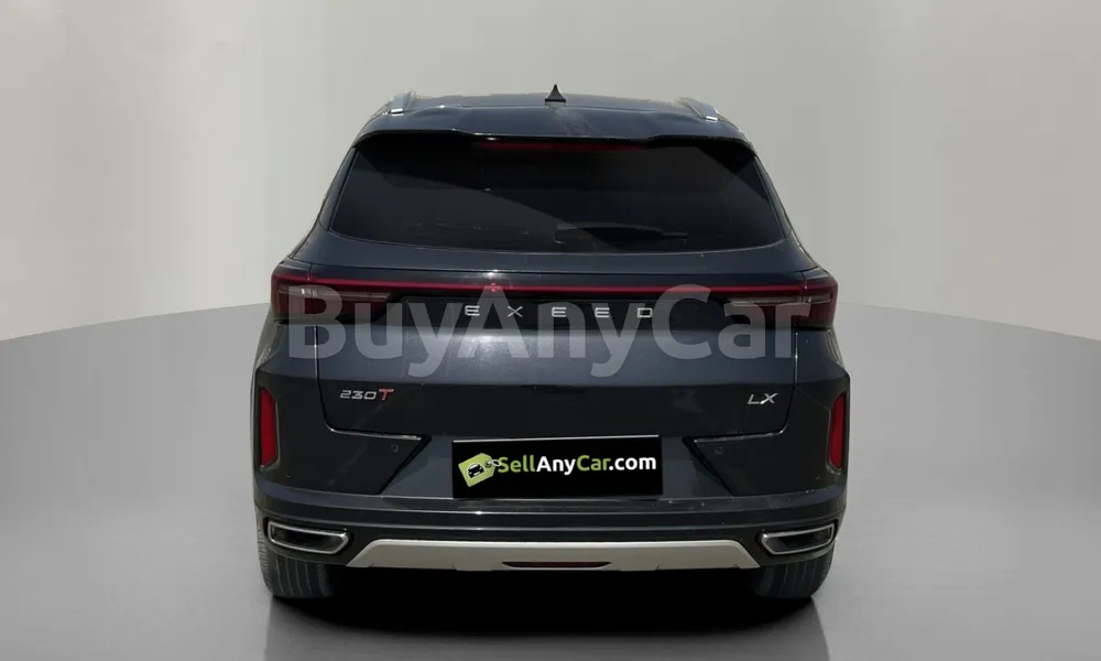 Vehicle photo 2