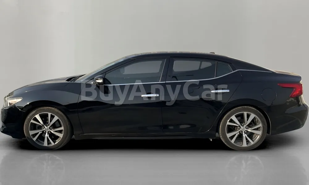 Vehicle photo 5