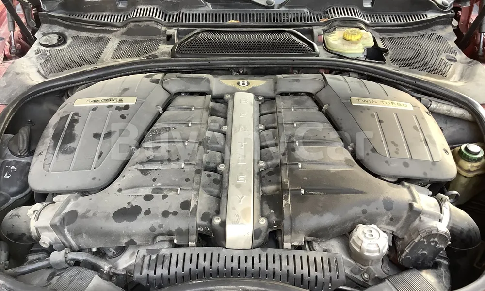 Vehicle photo 7
