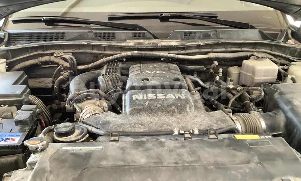 Vehicle photo 6