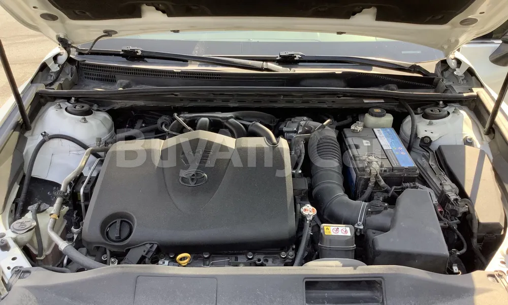 Vehicle photo 6