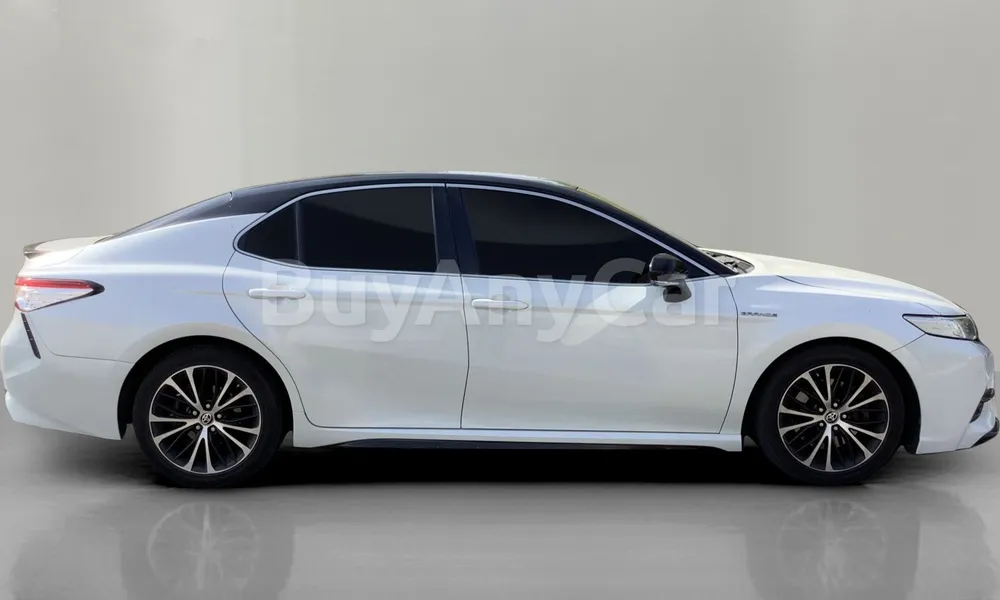 Vehicle photo 3