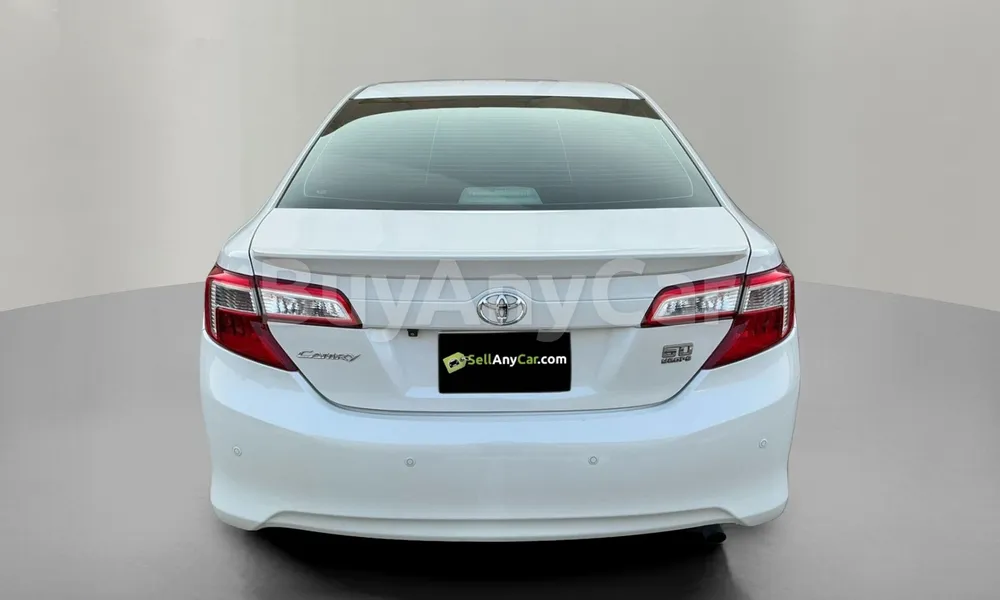 Vehicle photo 2