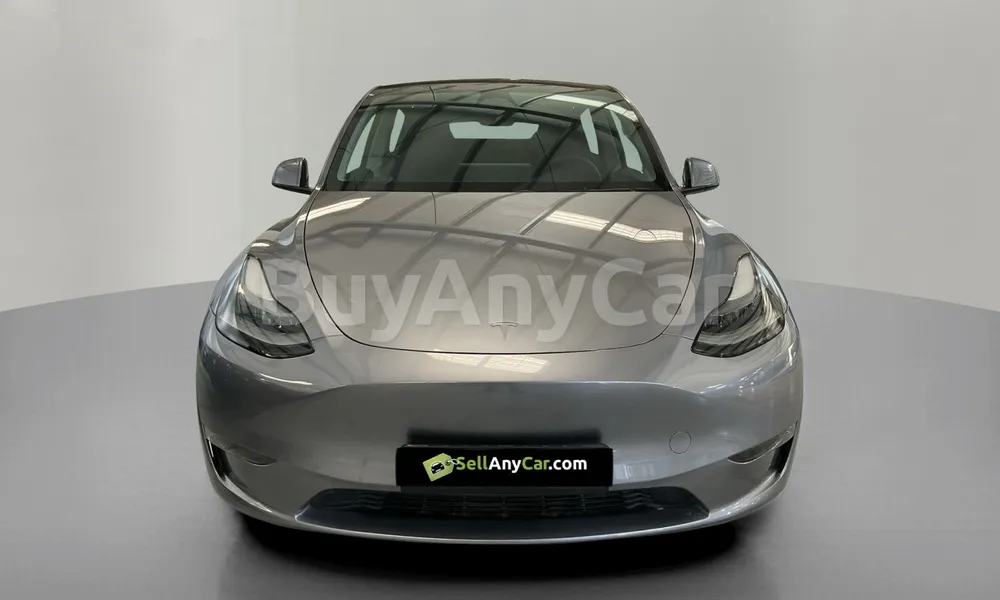 Vehicle photo 1