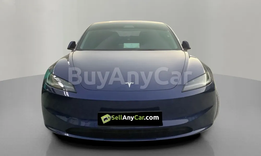 Vehicle photo 1