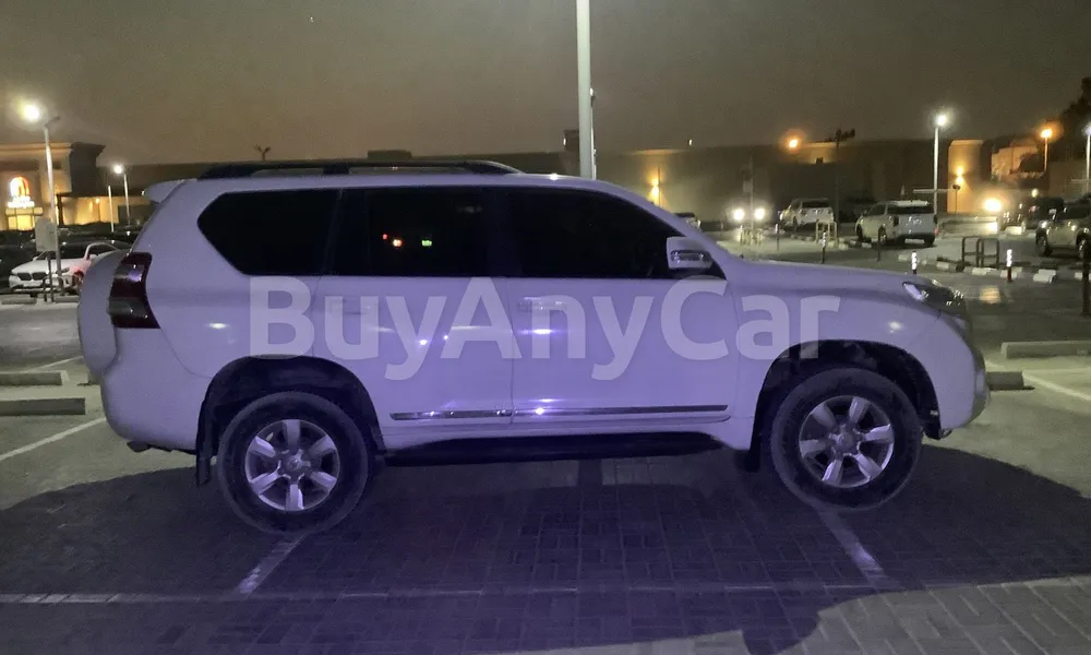 Vehicle photo 3