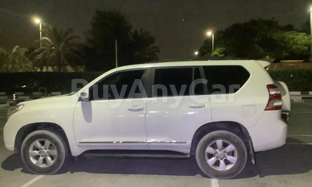 Vehicle photo 4