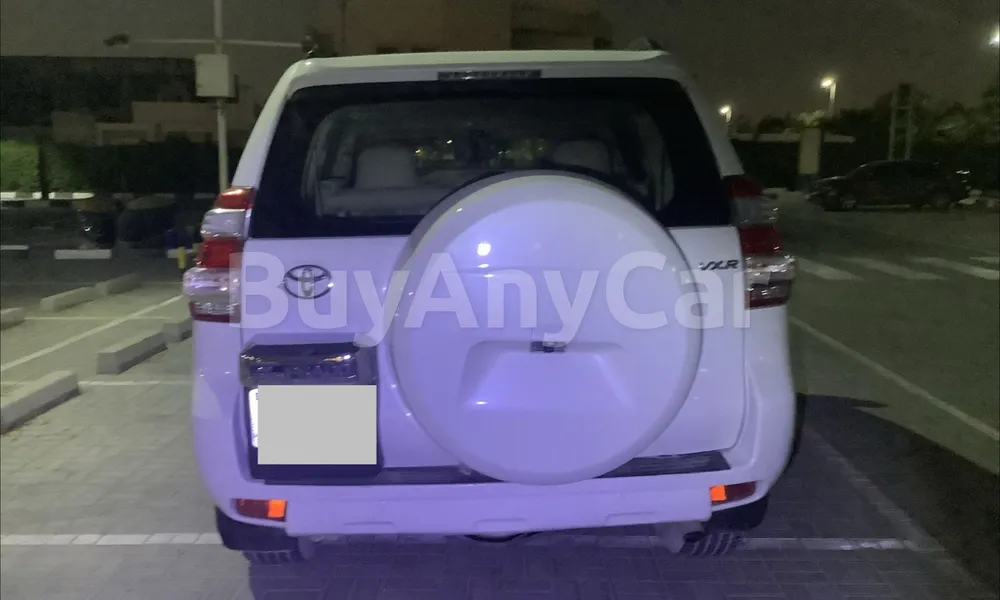 Vehicle photo 2