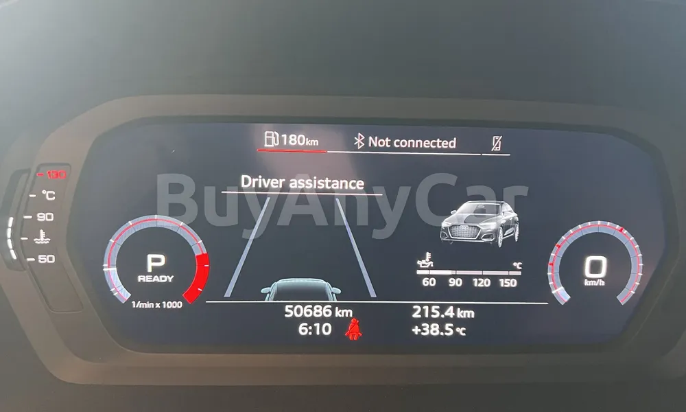 Vehicle photo 6