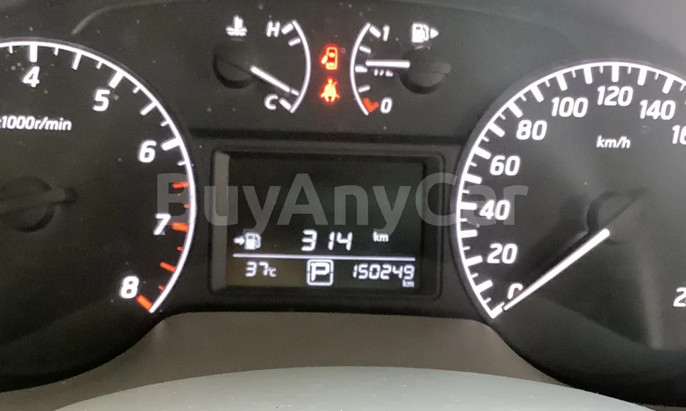 Vehicle photo 9