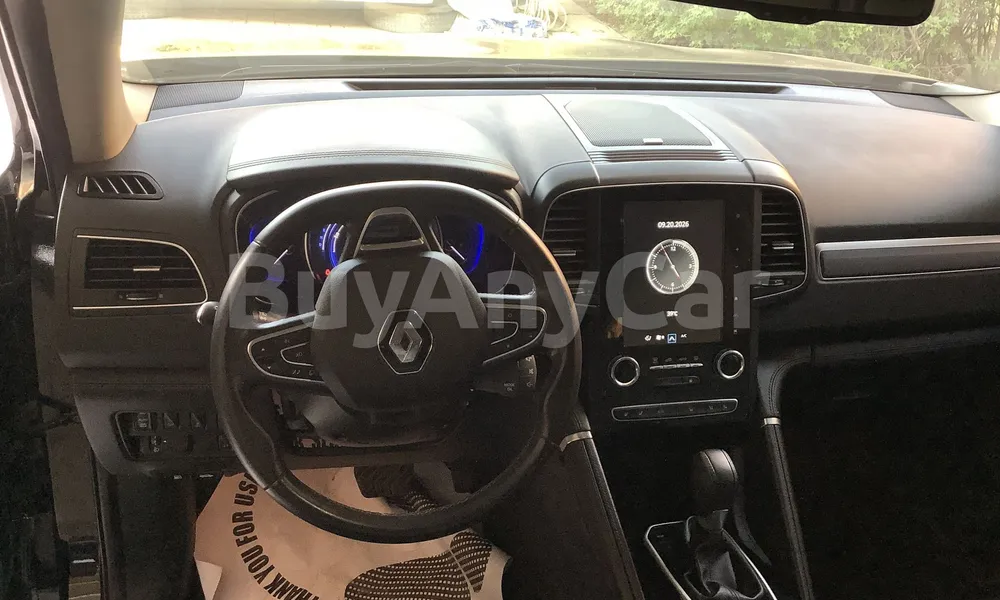 Vehicle photo 8