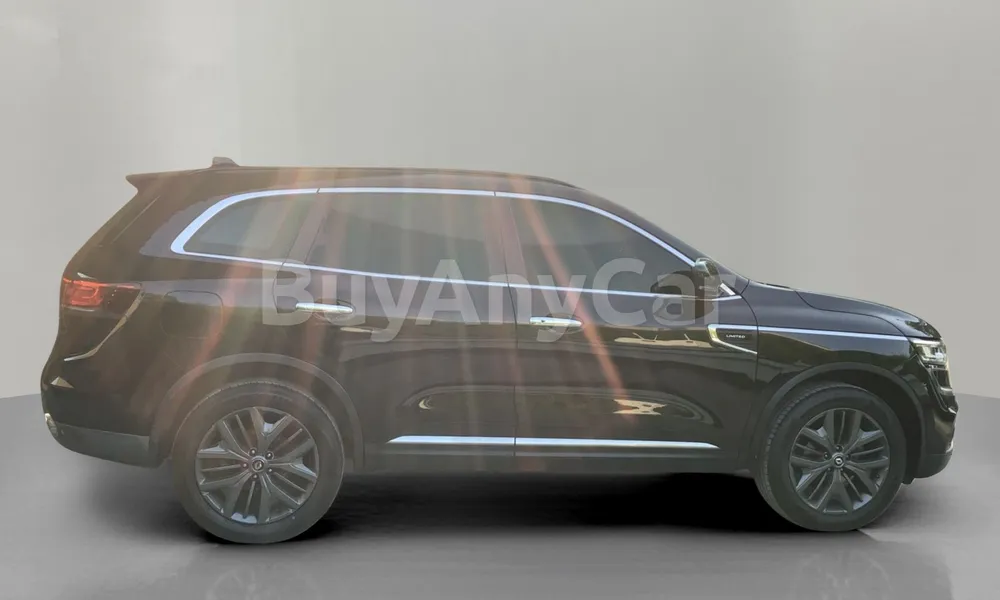 Vehicle photo 3