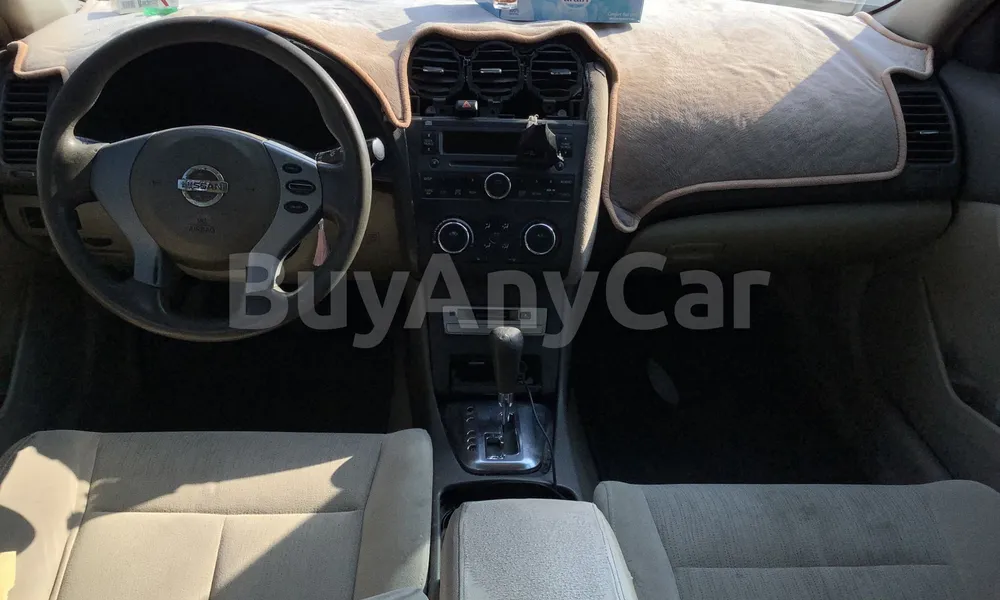Vehicle photo 7