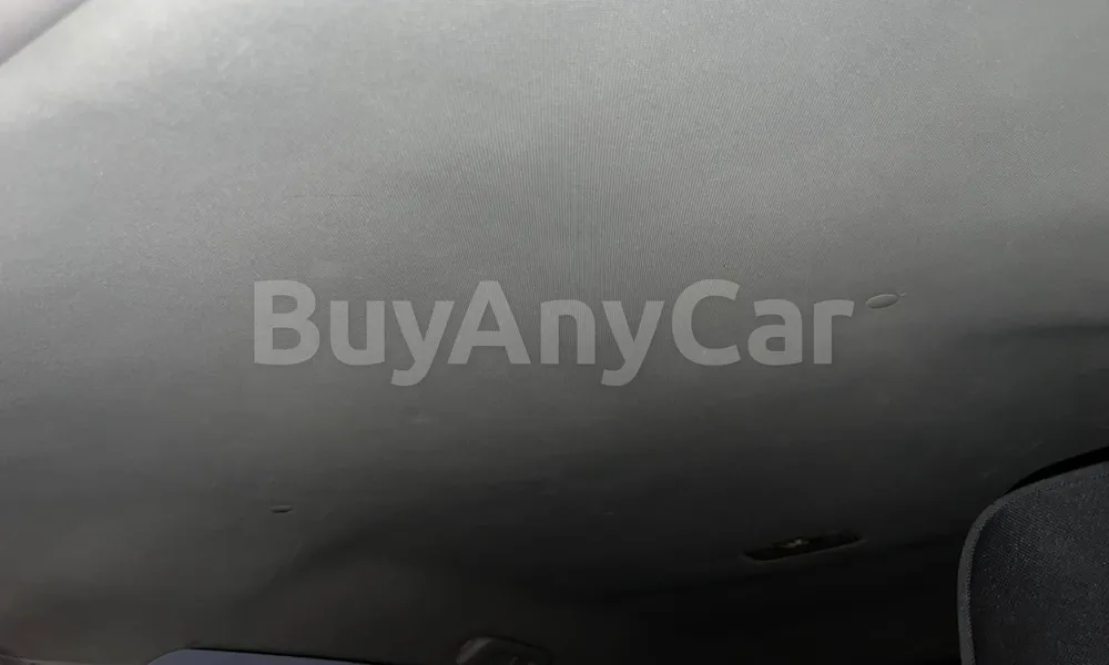 Vehicle photo 8