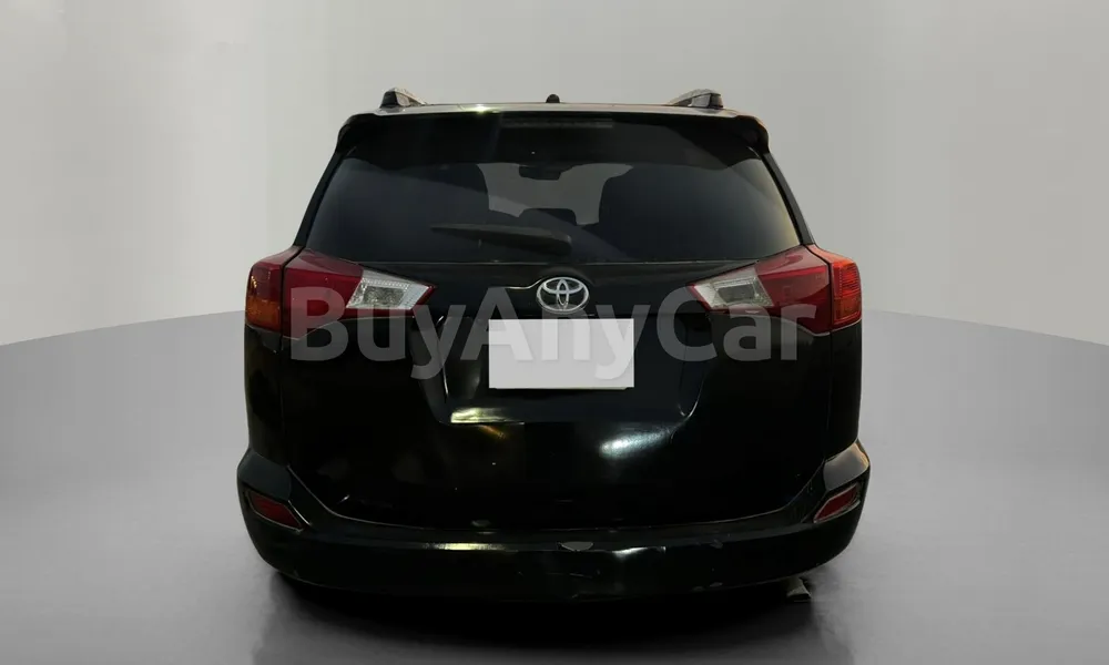 Vehicle photo 2