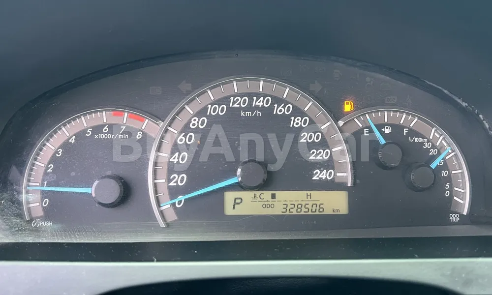 Vehicle photo 7
