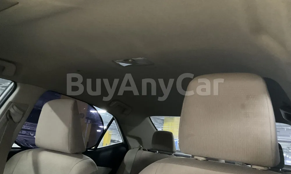 Vehicle photo 9
