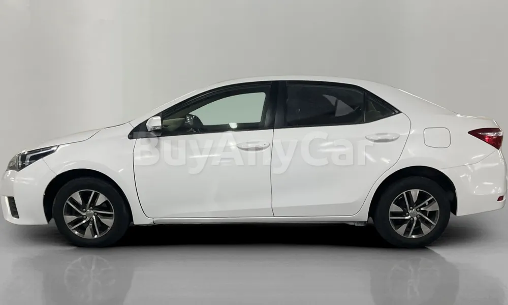 Vehicle photo 4