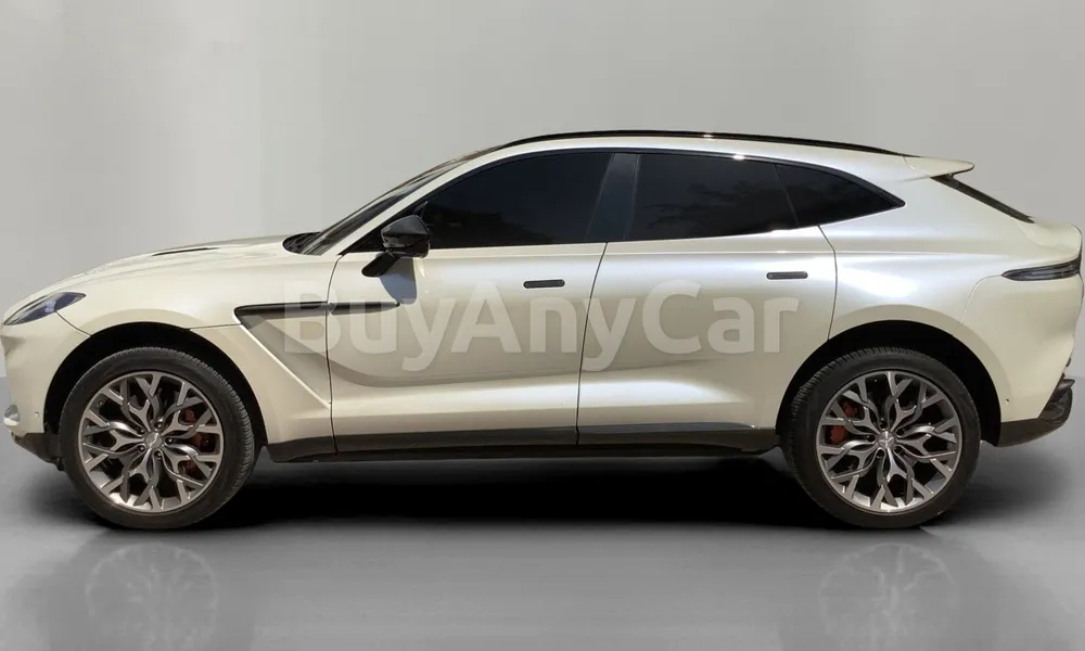 Vehicle photo 4
