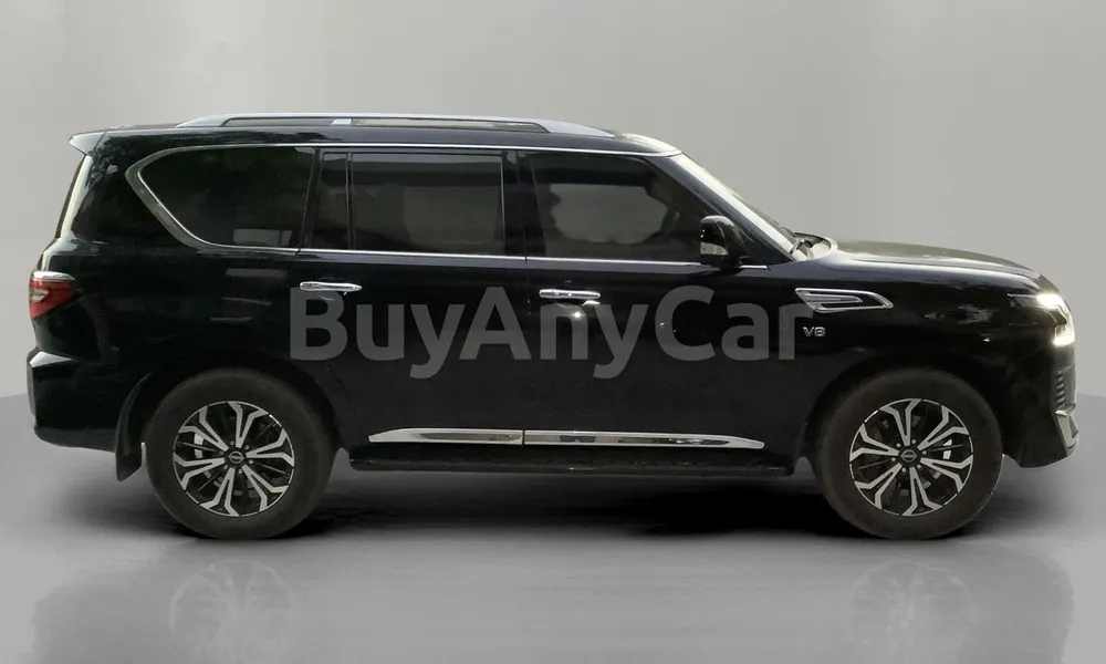 Vehicle photo 4