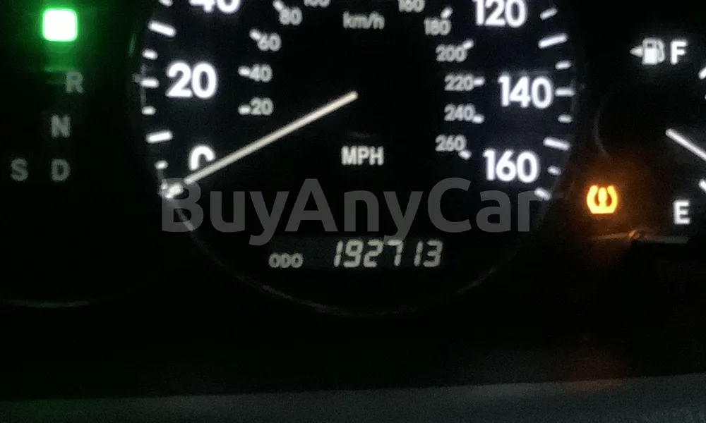 Vehicle photo 7