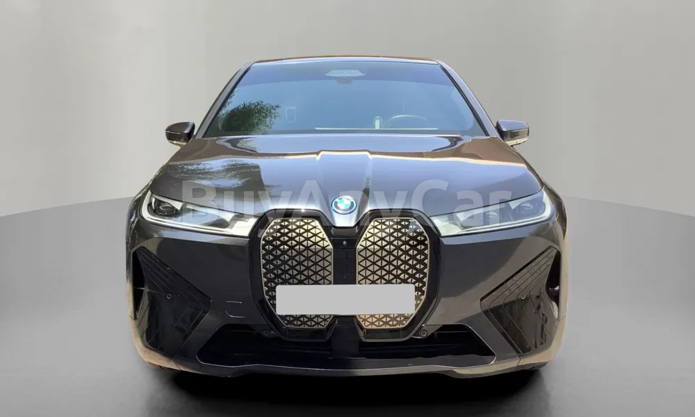 Vehicle photo 1