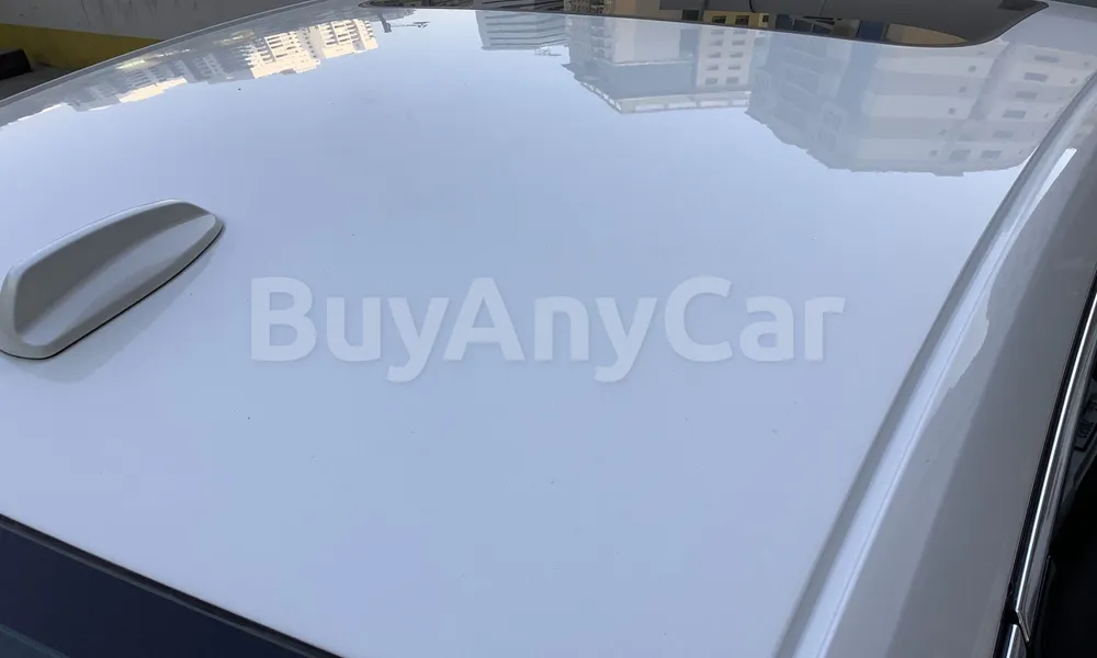 Vehicle photo 5