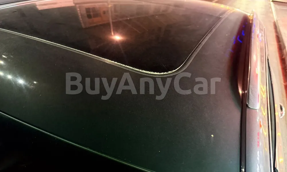 Vehicle photo 5