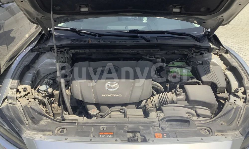 Vehicle photo 6