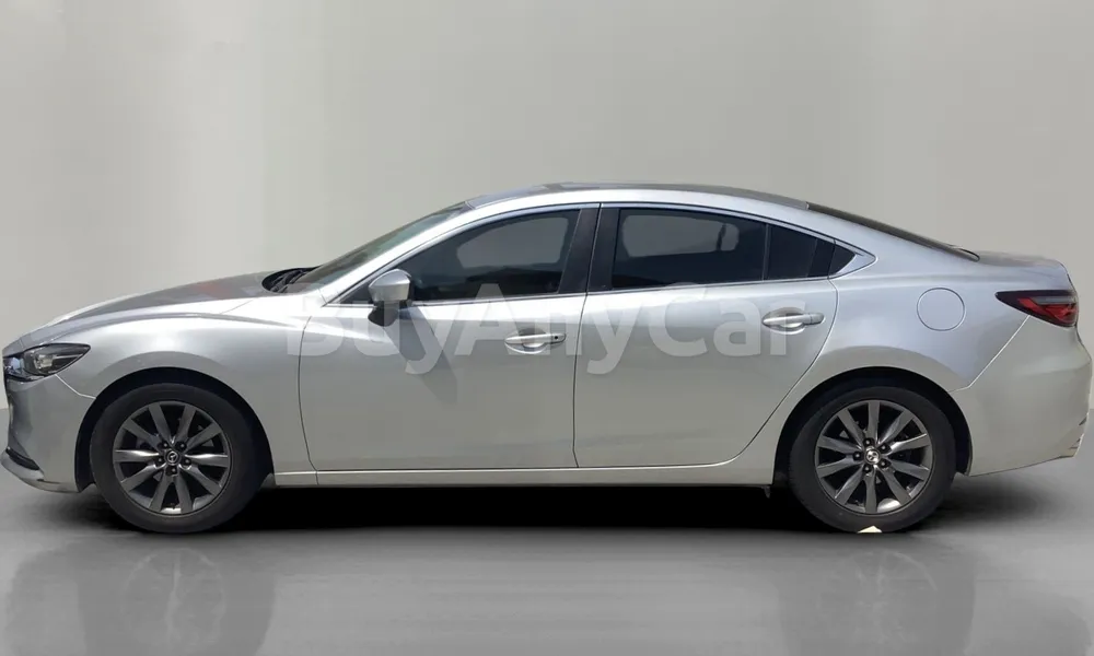 Vehicle photo 4