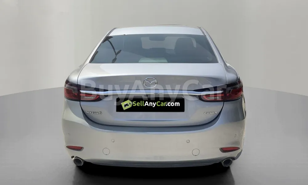 Vehicle photo 2