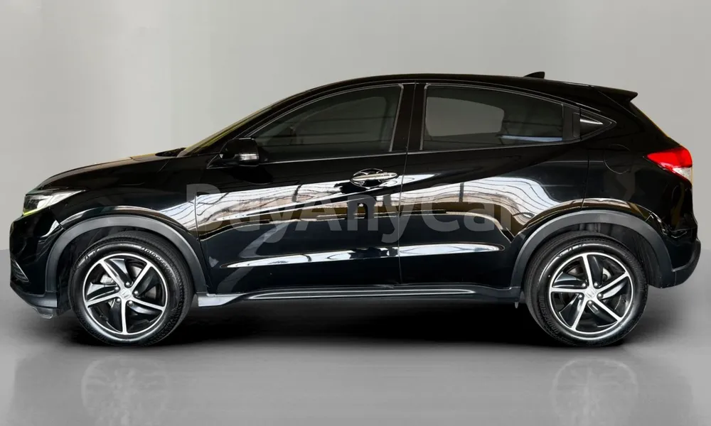 Vehicle photo 4