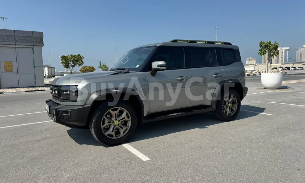 Vehicle photo 4